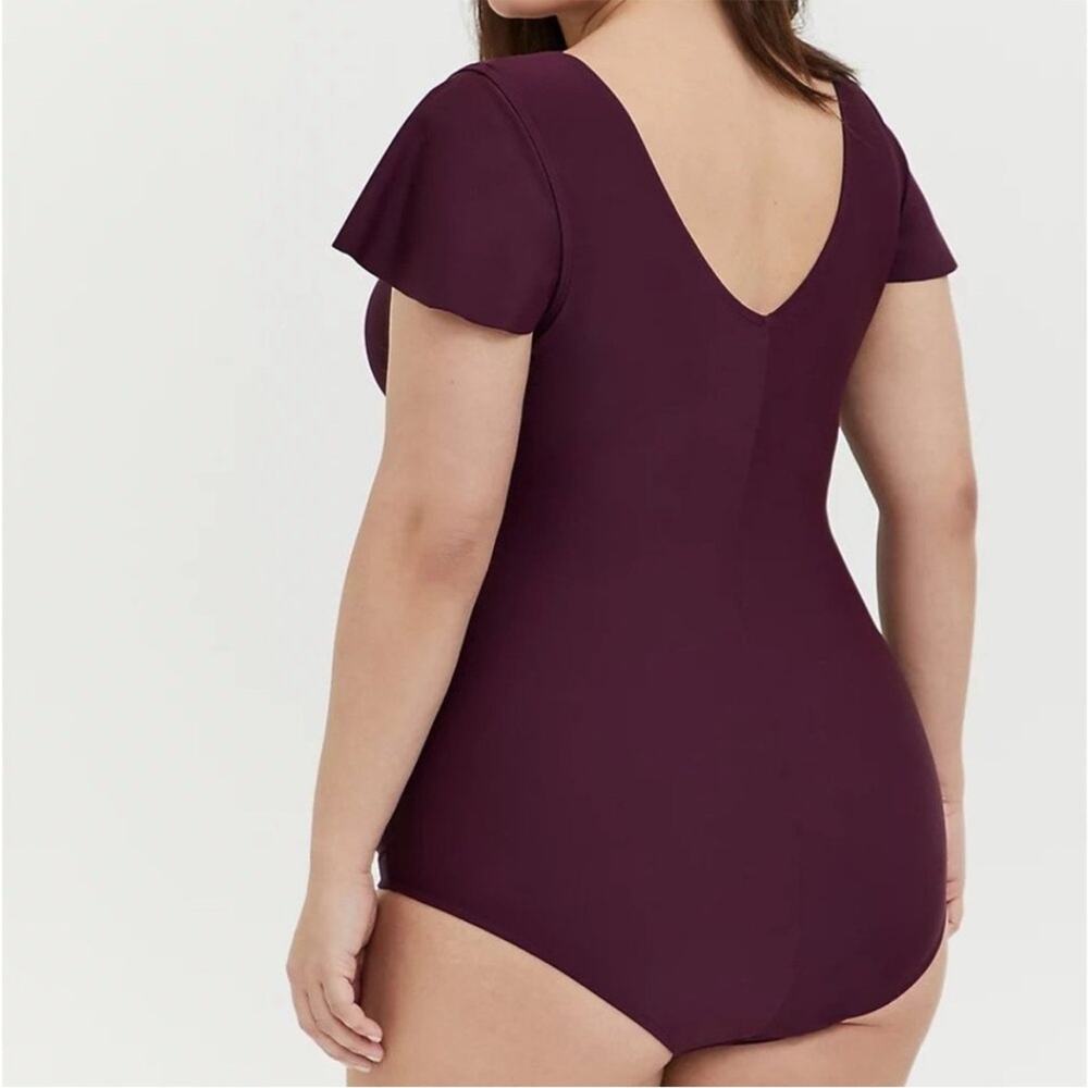 Torrid One Piece Wireless Flutter Sleeve Swimsuit Size 2X Grape Slimming Modest - Picture 4 of 10